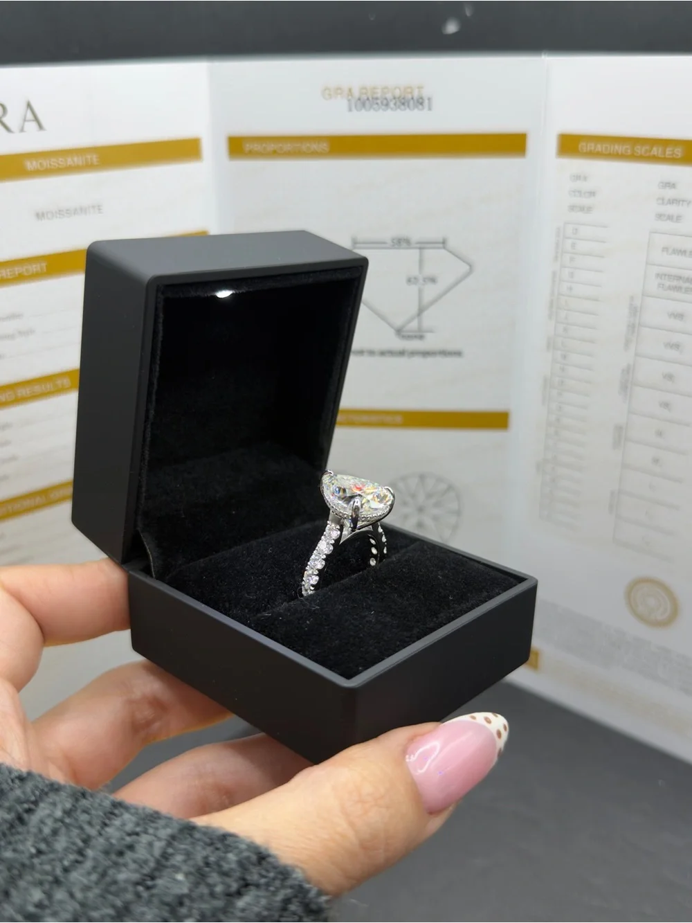 10ct pear cut big Moissanite engagement ring vvs1 sz 7